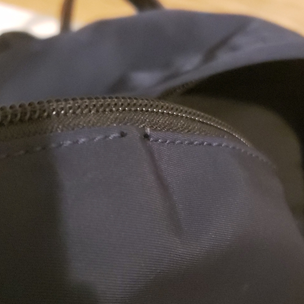 Back pack - Picture 6 of 6